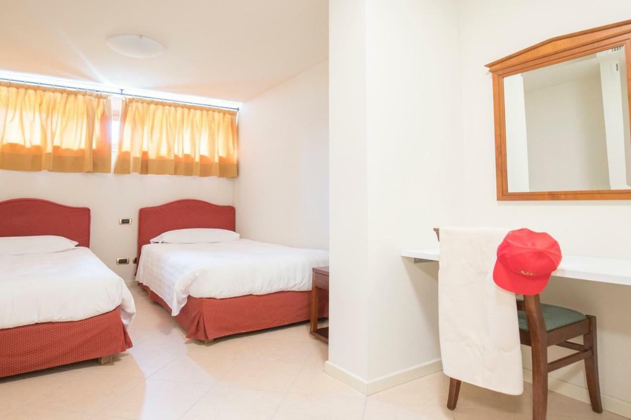 Apartments Golf Bogliaco Toscolano-Maderno Exterior foto